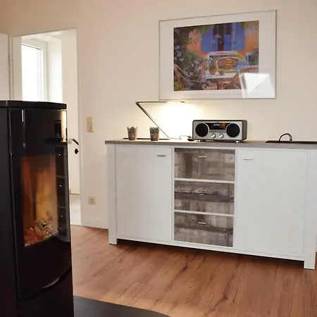 Apartman Lee *